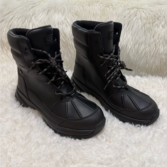 UGG Shoes - UGG Women’s Yose Black Leather Boots Sz 10 NWT